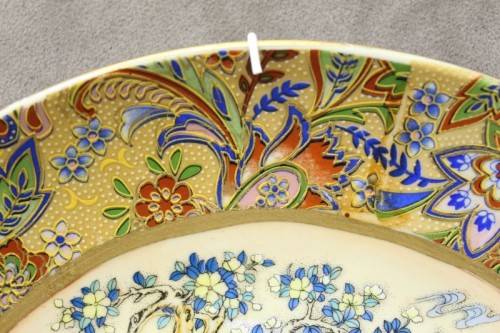 A beautifully decorated large Oriental (bird themed) plate with gold gilt-Lifespace Sale