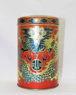 A very attractive vintage Chinese authentic red dragon tea tin. Lifespace Sale