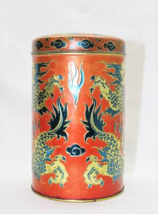 A very attractive vintage Chinese authentic red dragon tea tin. Lifespace Sale