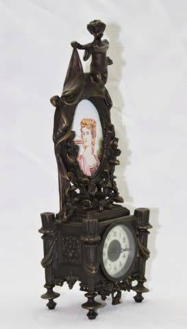 A beautiful Victorian bronze revival "cherub" boudoir mantle clock exquisite detail! -Lifespace Sale