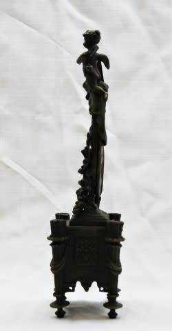 A beautiful Victorian bronze revival "cherub" boudoir mantle clock exquisite detail! -Lifespace Sale