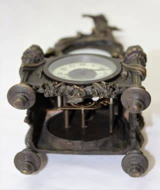 A beautiful Victorian bronze revival "cherub" boudoir mantle clock exquisite detail! -Lifespace Sale