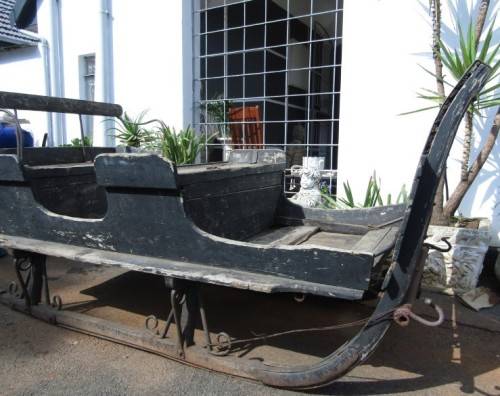 An extraordinary, extremely rare 150 year old wood sleigh. Amazing-Lifespace Sale