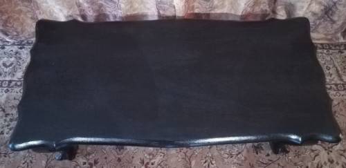 A gorgeous vintage scalloped edge ball and claw multi purpose coffee/ side table. Stunning!!
