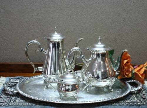 A beautiful Rega A1 SPC silver plated tea set w exquisite detailing in great condition.