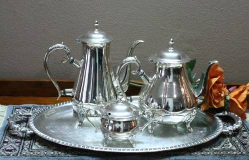 A beautiful Rega A1 SPC silver plated tea set w exquisite detailing in great condition.