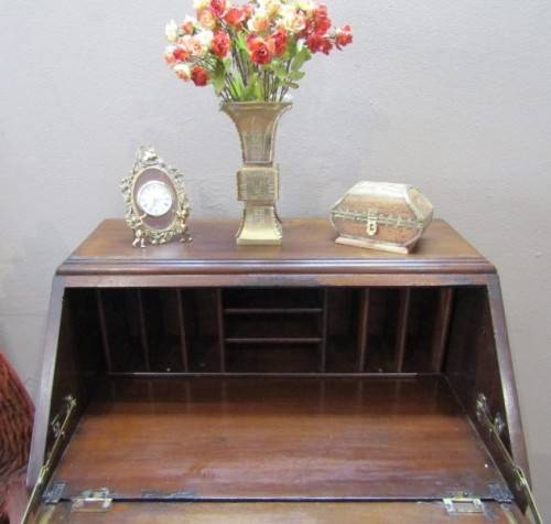 A vintage ball and claw writing bureau w/ two large drawers & pigeon holes. Lifespace Sale