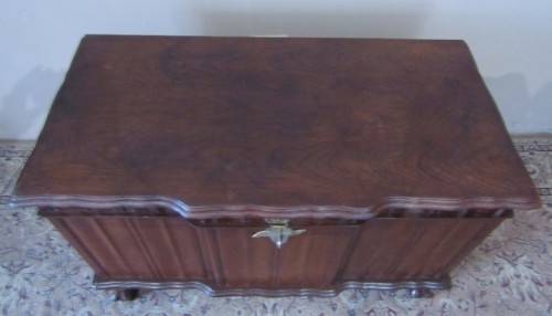 A stunning large solidly built "Kenbow" Imbuia trousseau kist with brass embellishments. Gorgeous!!!