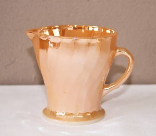 GORGEOUS electric orange tea set including 4 duos, milk jug and sugar pot.