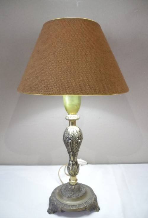 A stunning vintage Brass table lamp with a lovely vintage shade - very stylish.