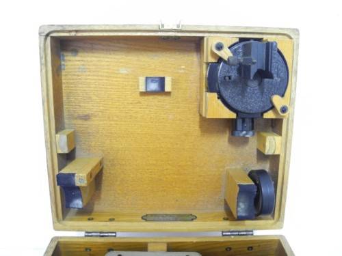 An awesome vintage Carl Zeiss Jena theodolite in its original case-Lifespace Sale