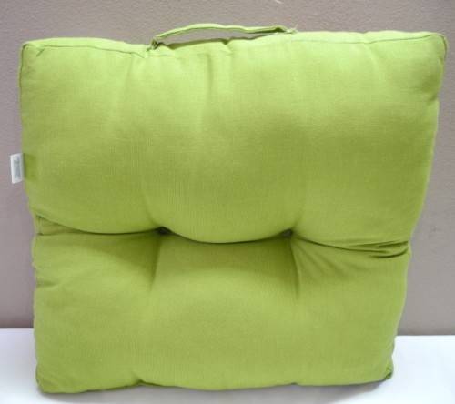 14 stylish upmarket brightly coloured patio chair cushions. Bid/cushion