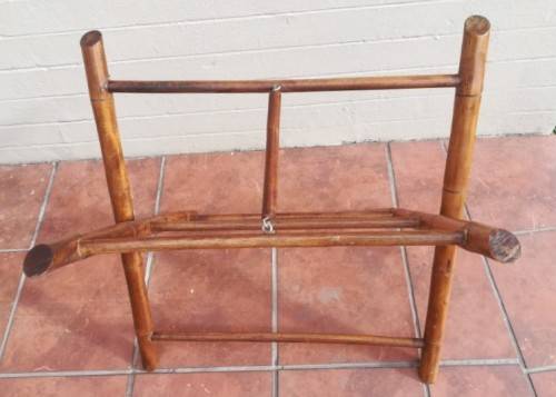 A striking vintage wicker butlers tray/ drinks table w/ removable tray. Xmas sale!