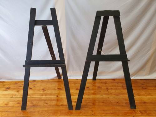 An awesome A-frame easel - perfect for displaying art or wedding table seating-Xmas sale