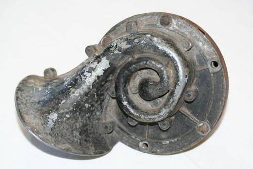 CLASSIC / VINTAGE ? CAR SPARES!!! HOOTER HORN.