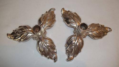 A WONDERFUL PAIR OF ITALIAN SILVER PLATED "SLIM" CANDLES CANDLE HOLDER - VERY PRETTY