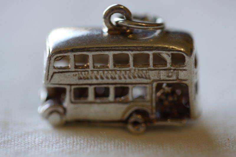 BEAUTIFUL STERLING SILVER "LONDON BUS" CHARM - A GREAT CHARM TO ADD TO YOUR COLLECTION