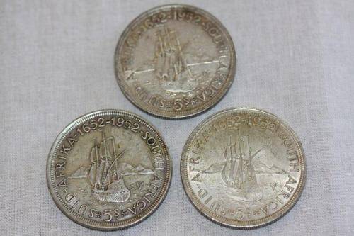 3 x 1652 - 1952 SA CROWN / 5 SHILLING COINS IN GREAT CONDITION....BID PER COIN TO TAKE ALL!