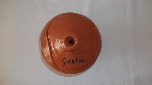 AN EXQUISITE TERRACOTTA GARLIC HOLDER POT WITH A LID - AWESOME FOR A FARM STYLE KITCHEN