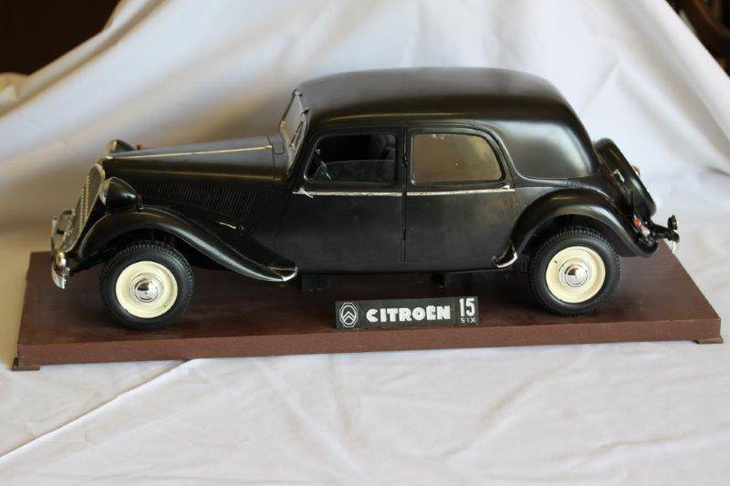 WOW!!! AWESOME CITROEN 15 CV- 6 CYL WITH SUICIDE DOORS IN DISPLAY CASE!!! STUNNING CAR...WOW!!!