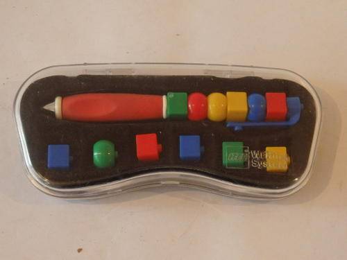 AN AMAZING AND VERY COLLECTABLE "LEGO" PEN WITH INTERCHANGEABLE BLOCKS