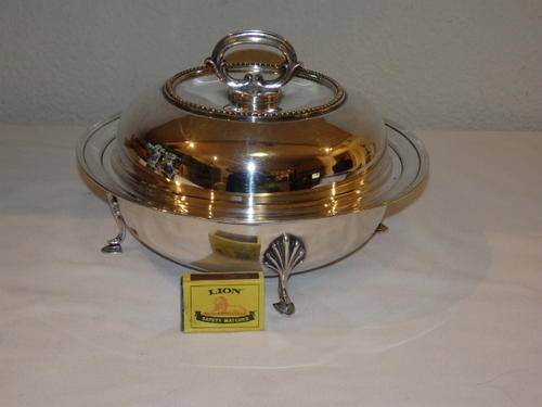 A SPECTACULAR VINTAGE SILVER PLATED LIDDED FOOD SERVER (TUREEN) ON BEAUTIFUL FEET