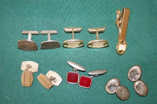 *** JOB LOT *** AN AWESOME COLLECTION OF 5 PAIRS OF MENS VINTAGE CUFFLINKS AND A TIE PIN
