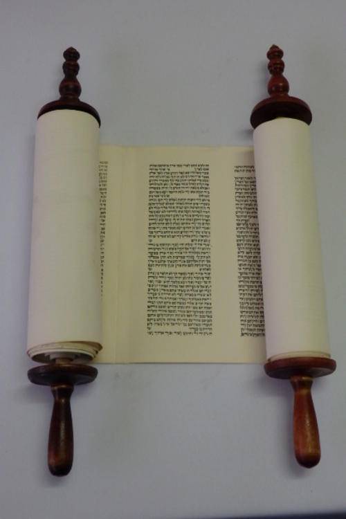 A BEAUTIFUL VINTAGE HEBREW SEFER TORAH "SCROLL" IN A SATIN PROTECTIVE COVER