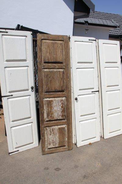 16 STUNNING VINTAGE SOLID TIMBER DOORS FOR RESTORATION BUT IN GREAT CONDITION FOR THE AGE! AWESOME!