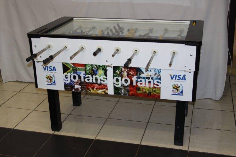AN EXCEPTIONAL UNION BILLARDS "HURRICANE" 2010 WORLD CUP SOCCER BRANDED FOOSBALL TABLE!!! WOW!!!!!!!