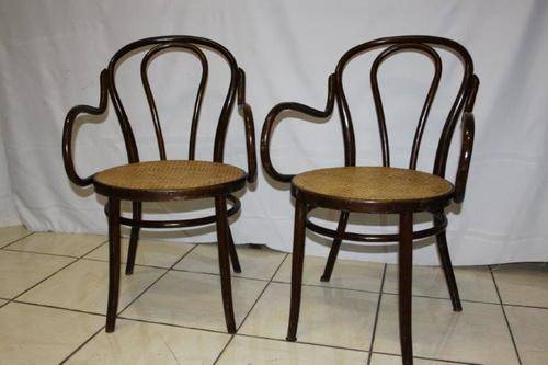 TWO AWESOME BENTWOOD RATTAN OCCASIONAL CHAIRS! STUNNING FURNITURE IN EXCELLENT CONDITION! bid/chair