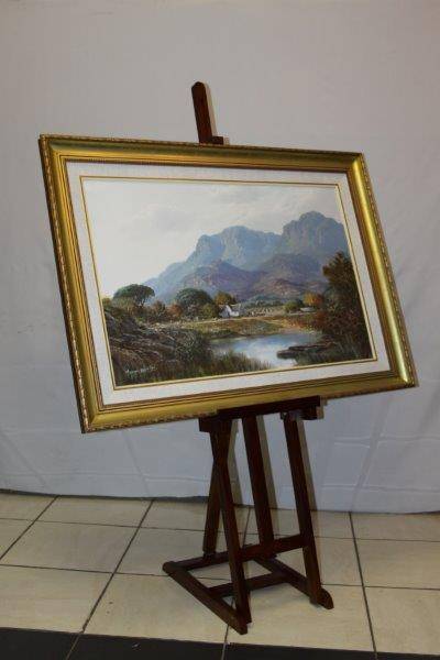 A STUNNING STUDIO QUALITY ADJUSTABLE ARTIST OR DISPLAY EASEL IN EXCELLENT CONDITION!!!