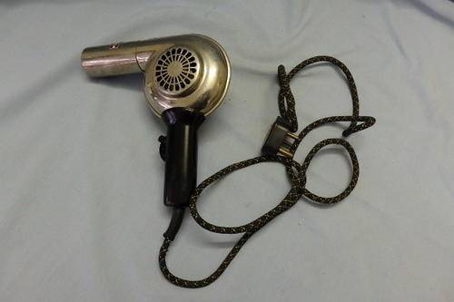 A WONDERFUL OLD "FLASH" 220V 450W METAL HAIR DRYER IN WORKING CONDITION