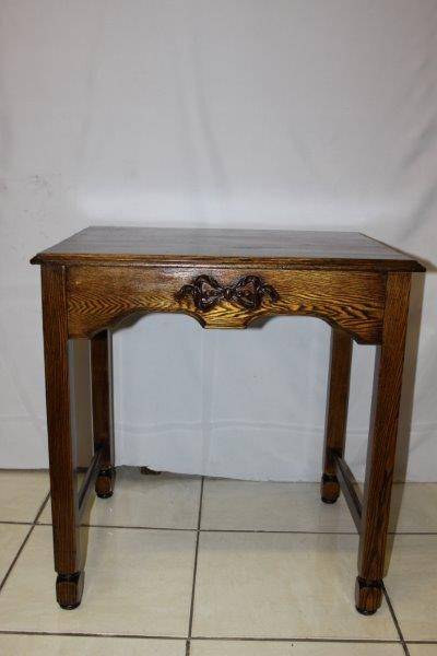 WOW!!! A GORGEOUS SOLID OAK "RIBBON" DISPLAY TABLE WITH BEAUTIFUL DETAIL & LEG TENSIONERS!!! RARE...