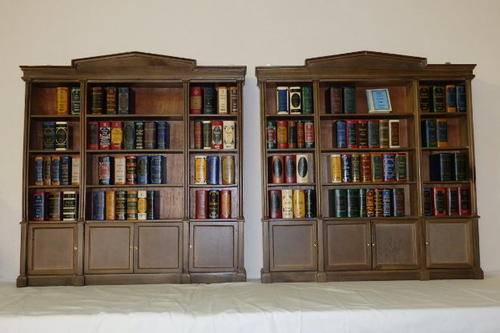 TWO INCREDIBLE DEL PRADO "THE MINIATURE CLASSIC LIBRARY" BOOKCASES WITH 97 MINIATURE VOLUMES
