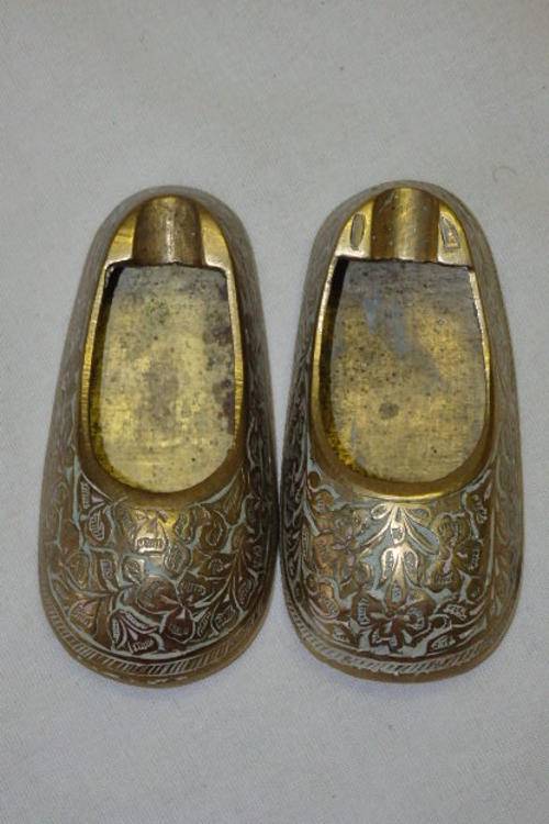 TWO BEAUTIFULLY MADE (INDIAN) HAND ENGRAVED/ CHASED SOLID BRASS SHOE ASHTRAYS