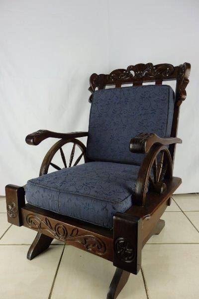 WOW!!! A STUNNING ANTIQUE SOLID IMBUIA CARVED MECHANICAL ROCKING CHAIR IN FANTASTIC CONDITION!!!
