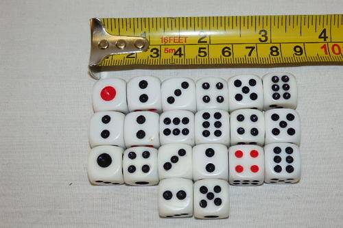 A FANTASTIC COLLECTION OF 20 DICE IN RED AND IN BLACK - IDEAL FOR AN ASSORTMENT OF GAMES