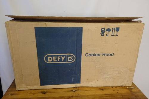 A FANTASTIC BLACK "DEFY 900" "GEMINI SERIES" (MODEL DCH281) DUAL EXTRACTOR/ COOKER HOOD IN ITS BOX