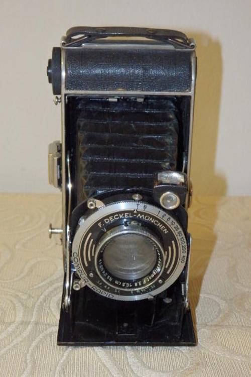 A SUPERB ANTIQUE (c1935) GERMAN MADE F. DECKEL - MUNCHEN "COMPUR-RAPID" BELLOWS CAMERA
