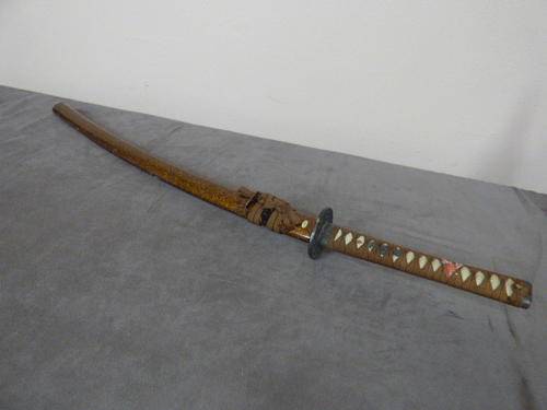 AN AWESOME (ORNAMENTAL) KATANA SAMURAI SWORD WITH STUNNING, DETAILED GRIP!!!