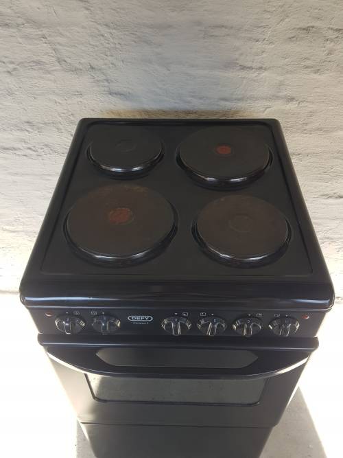 A Defy Compact 4 plate electric stove - working perfectly!
