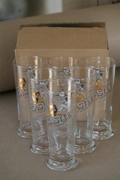 AWESOME CASTLE LAGER CRICKET THEME DRAUGHT GLASSES! NEW, STILL IN THE BOX. GREAT FOR YOUR PUB!