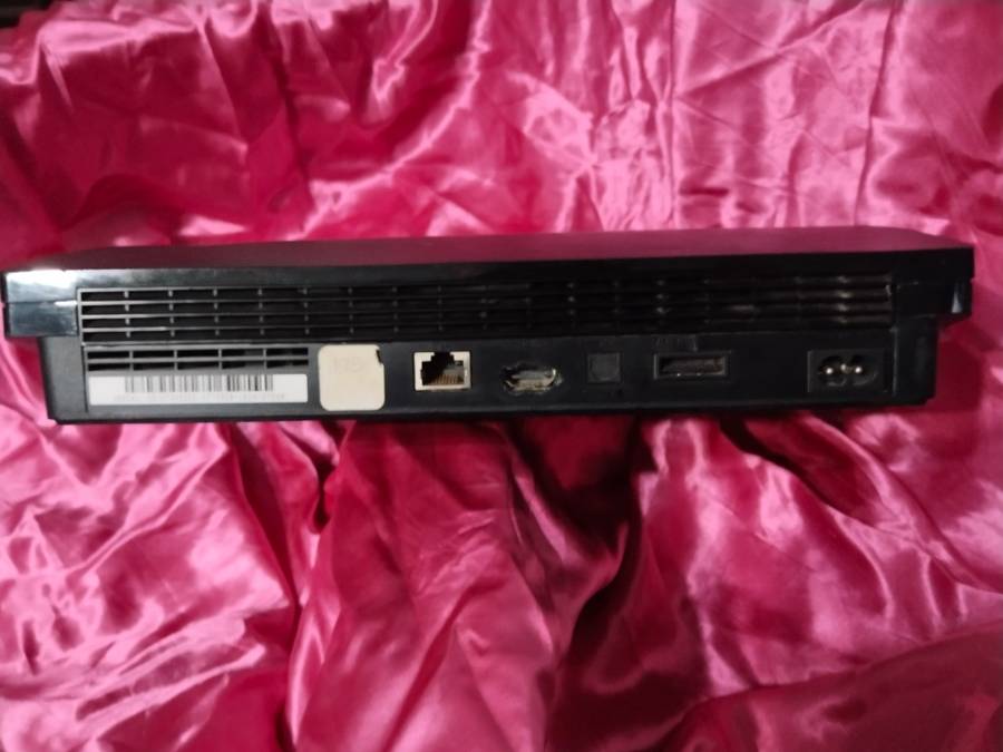 Playstation 3 Slim (Not reading disks)