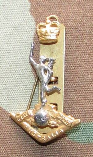 Australia Signals Cape Badge