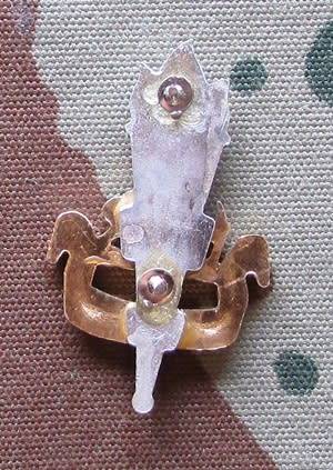 Rhodesia - Army Educational Services Cap Badge