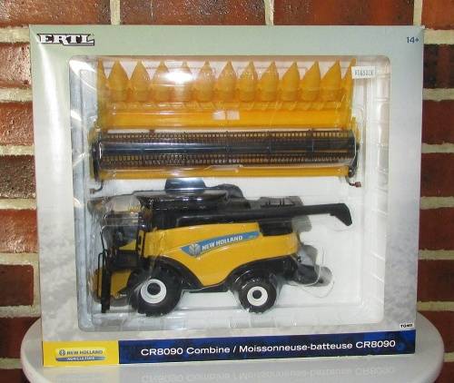 ERTL - 1:32 New Holland CR8090 Combine