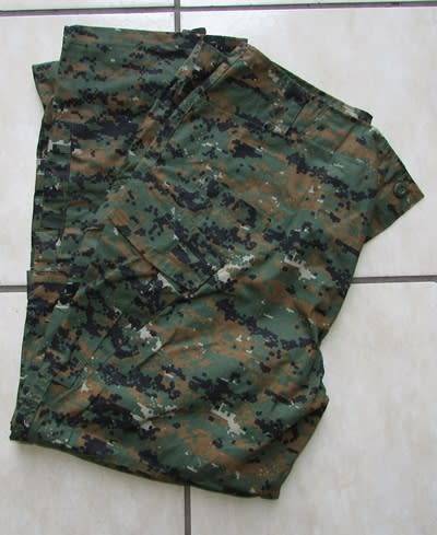 US Navy Digital Camo Set ( Top Condition )
