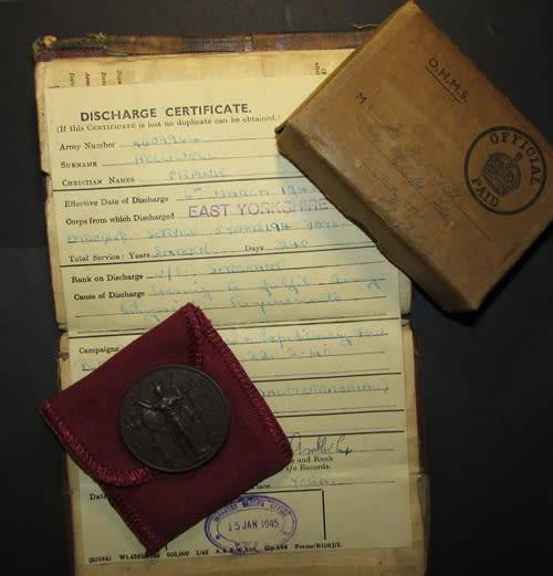 Full Size World War Two Efficiency Group of 5: 4609964 W.C.CL III.F.Helliwell 2-6-D.W.R ( Extras )