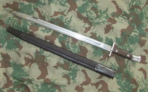 Pattern 1907 Bayonet with Scabbard ( Sanderson )